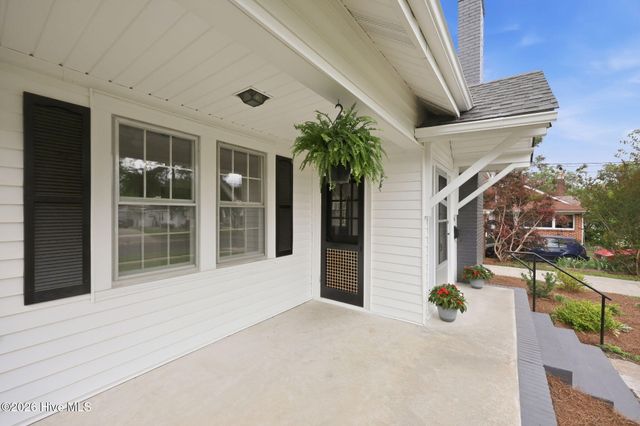 205 E 11th Street, Washington, NC 27889