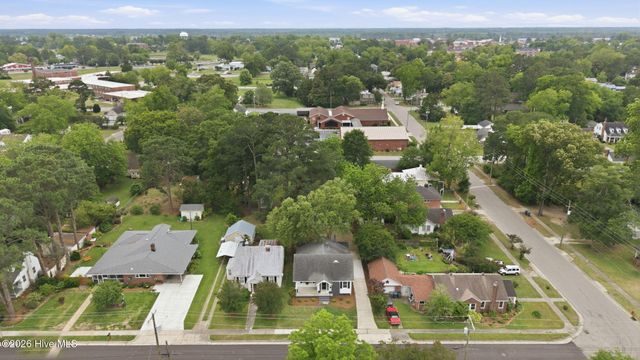 205 E 11th Street, Washington, NC 27889