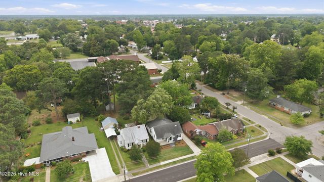 205 E 11th Street, Washington, NC 27889