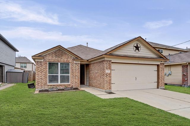 16758 N Blue Jay Drive, Conroe, TX 77385