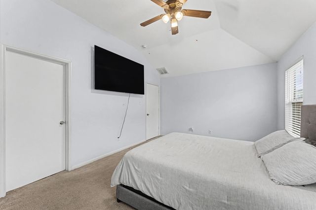 16758 N Blue Jay Drive, Conroe, TX 77385