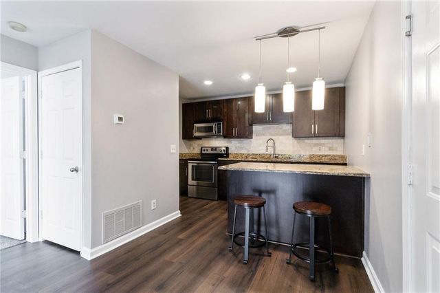 2657 Lenox NE Road 134-2, Atlanta, GA 30324