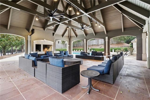 2657 Lenox NE Road 134-2, Atlanta, GA 30324