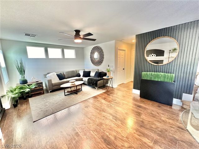 10263 SPLENDOR RIDGE Avenue, Las Vegas, NV 89135