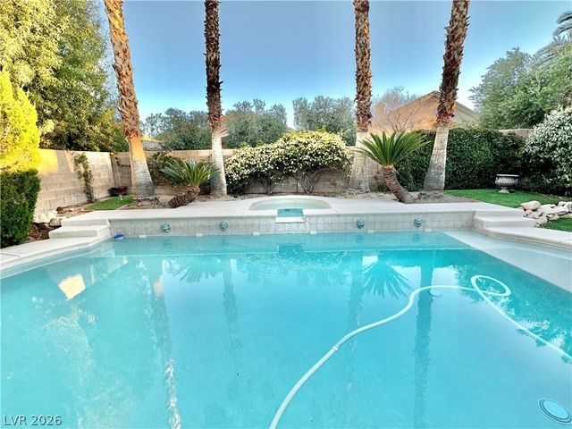 10263 SPLENDOR RIDGE Avenue, Las Vegas, NV 89135