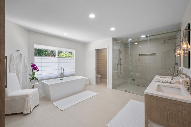 15495 Meadow Wood Drive, Wellington, FL 33414