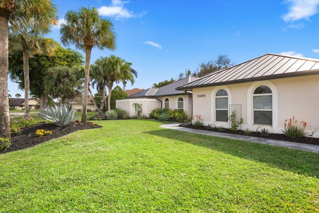 15495 Meadow Wood Drive, Wellington, FL 33414