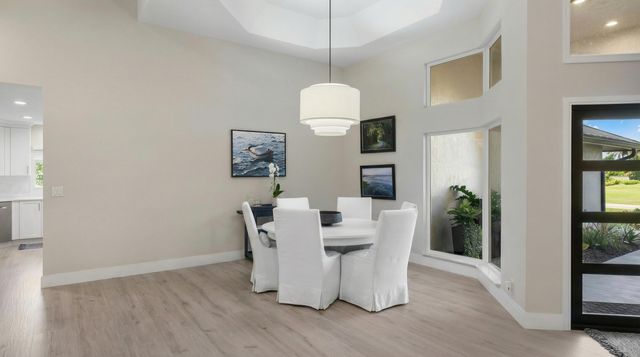 15495 Meadow Wood Drive, Wellington, FL 33414