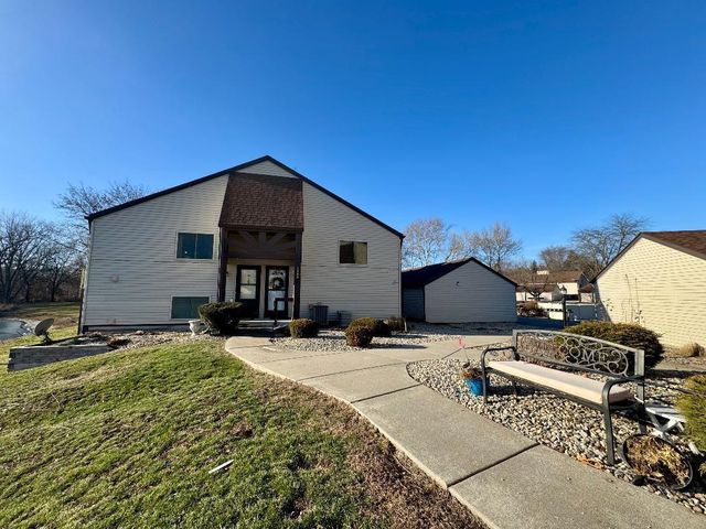 1184 Millpond Road N, Valparaiso, IN 46385