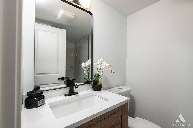 18441 Stewart Avenue, Homewood, IL 60430