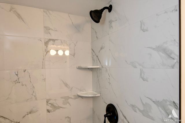 18441 Stewart Avenue, Homewood, IL 60430