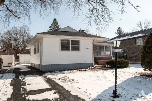 18441 Stewart Avenue, Homewood, IL 60430