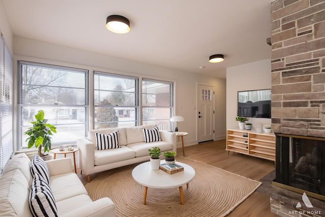 18441 Stewart Avenue, Homewood, IL 60430