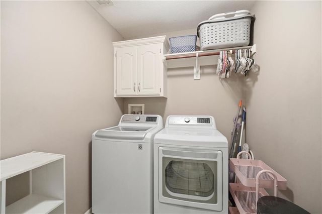 10926 N Holly Street, Kansas City, MO 64155