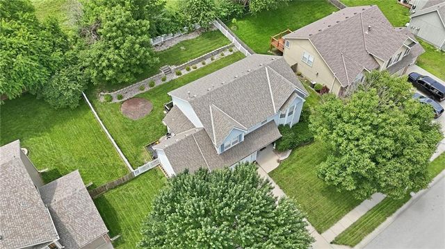 10926 N Holly Street, Kansas City, MO 64155