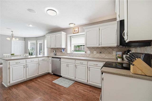 10926 N Holly Street, Kansas City, MO 64155