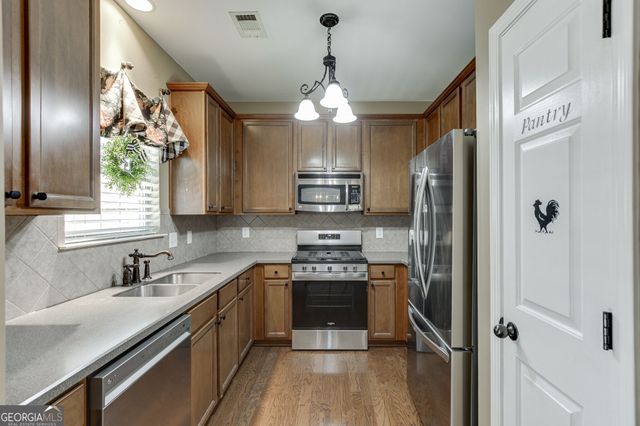 2725 Maple Park Place, Cumming, GA 30041