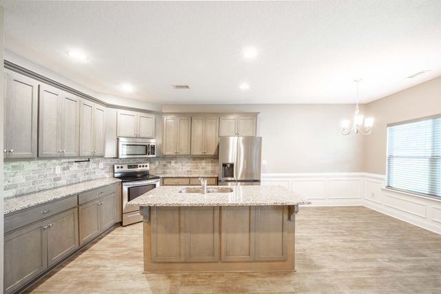 6 Eagle Nest Drive, Fort Mitchell, AL 36856