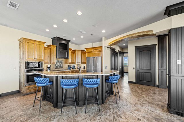 602 Via Deluna Dr, Pensacola Beach, FL 32561