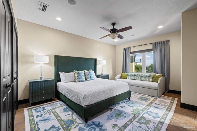 602 Via Deluna Dr, Pensacola Beach, FL 32561