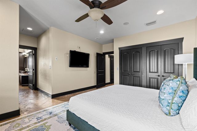 602 Via Deluna Dr, Pensacola Beach, FL 32561