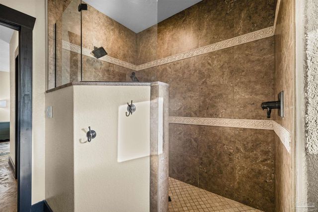 602 Via Deluna Dr, Pensacola Beach, FL 32561