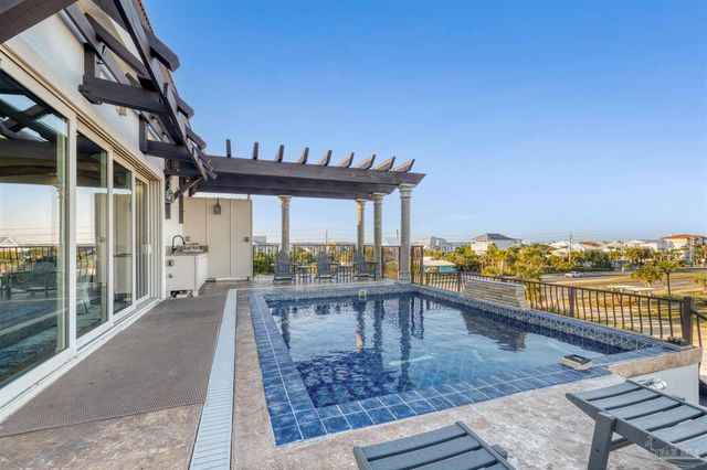 602 Via Deluna Dr, Pensacola Beach, FL 32561
