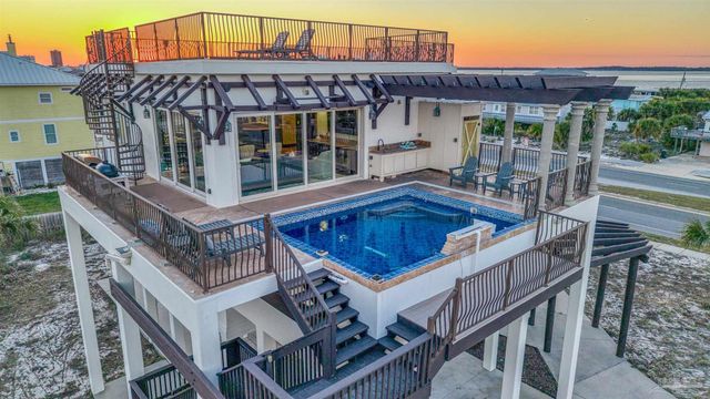 602 Via Deluna Dr, Pensacola Beach, FL 32561