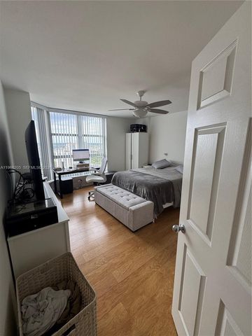 3530 Mystic Pointe Dr 3003, Aventura, FL 33180