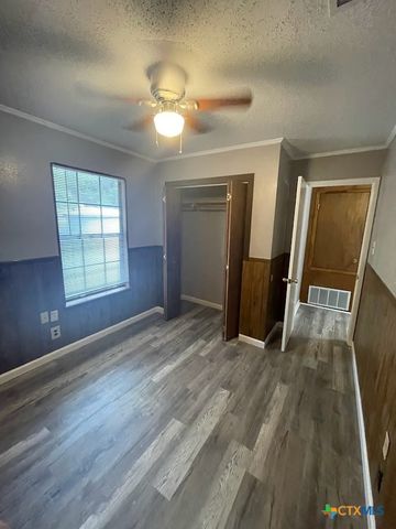 541 Buck Trail A, Canyon Lake, TX 78133