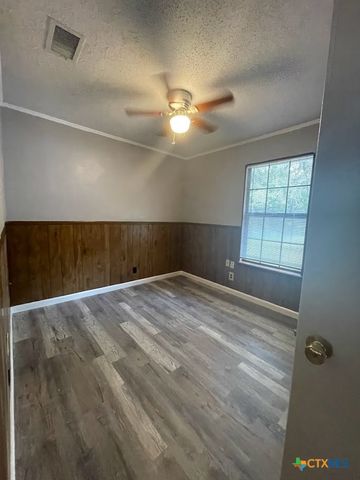 541 Buck Trail A, Canyon Lake, TX 78133