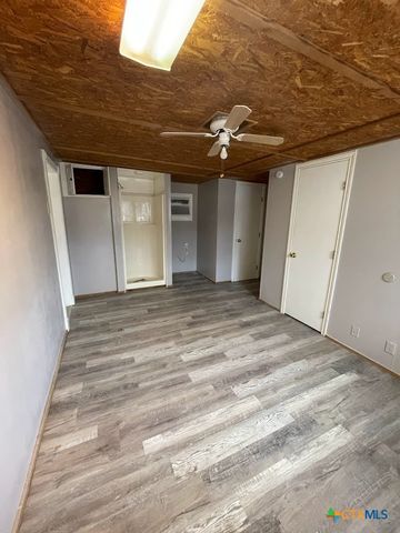541 Buck Trail A, Canyon Lake, TX 78133