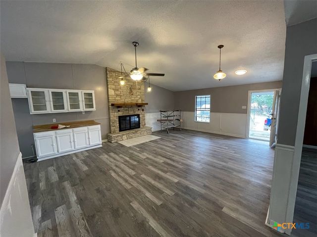 541 Buck Trail A, Canyon Lake, TX 78133
