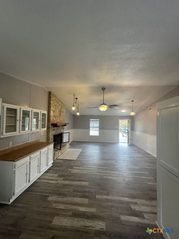 541 Buck Trail A, Canyon Lake, TX 78133