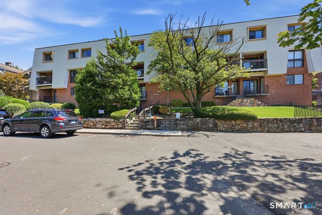 1 Valley Road 105, Stamford, CT 06902