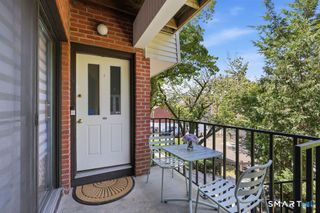 1 Valley Road 105, Stamford, CT 06902