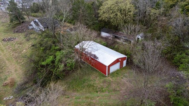 1219 S Dickerson Rd, Goodlettsville, TN 37072