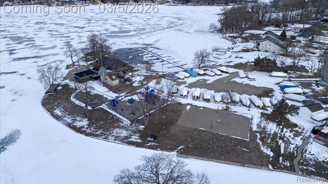 3589 Breaker Street, Waterford Charter Township, MI 48329