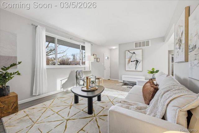 3589 Breaker Street, Waterford Charter Township, MI 48329