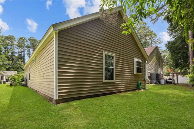 845 Rocking Horse Ln, Bluffton, SC 29910