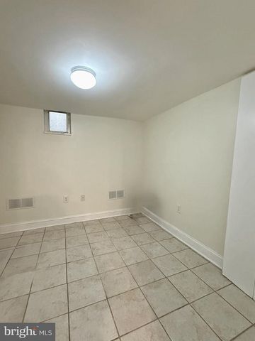 811 EARP ST, Philadelphia, PA 19147