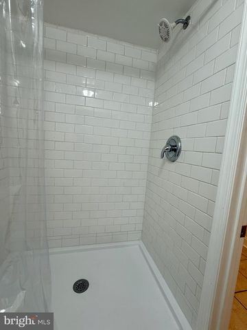 811 EARP ST, Philadelphia, PA 19147