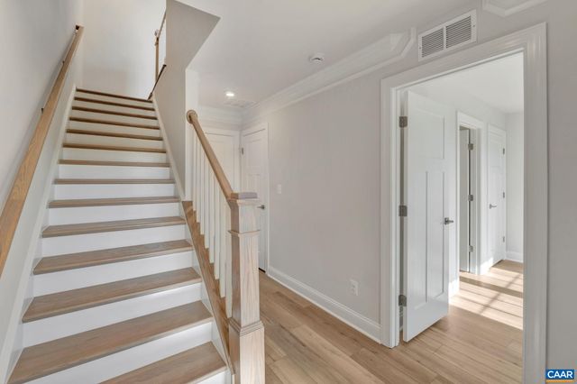 750 PARK RIDGE DR, Crozet, VA 22932