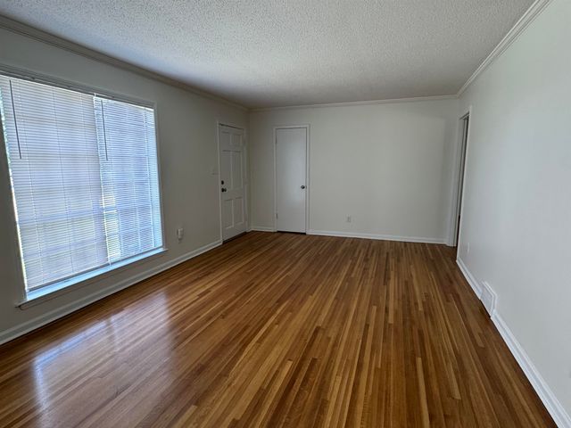 1969 E HOLMES RD, Memphis, TN 38116