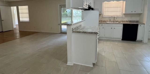 1969 E HOLMES RD, Memphis, TN 38116