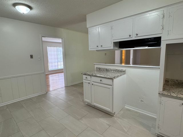 1969 E HOLMES RD, Memphis, TN 38116