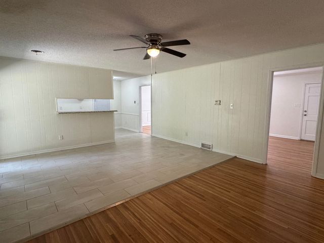 1969 E HOLMES RD, Memphis, TN 38116