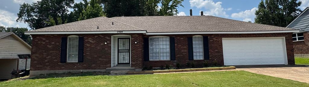 1969 E HOLMES RD, Memphis, TN 38116