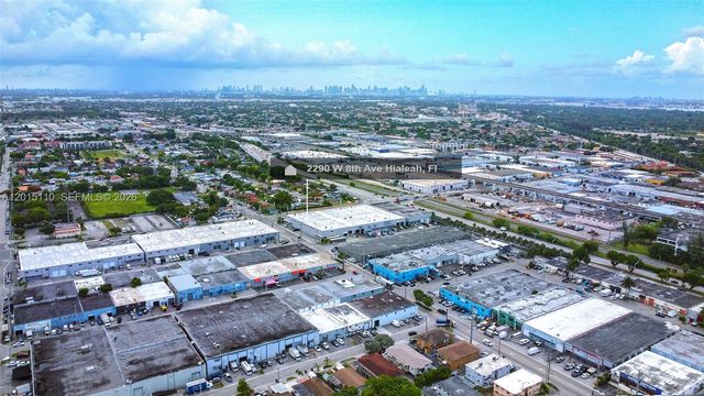 2290 W 8th Avenue, Hialeah, FL 33010