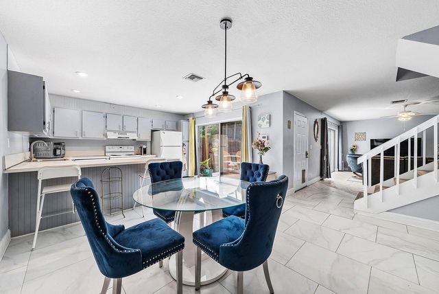 2616 SE 5TH Circle D, Boynton Beach, FL 33435